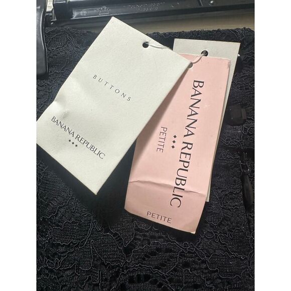 Banana Republic Black Lace Crochet Mini Pencil Skirt Size 00P Petite Whimsigoth - Picture 10 of 16